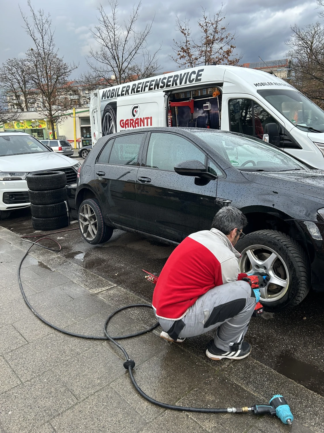 Reifenservice von Garanti Mobiler Reifenservice