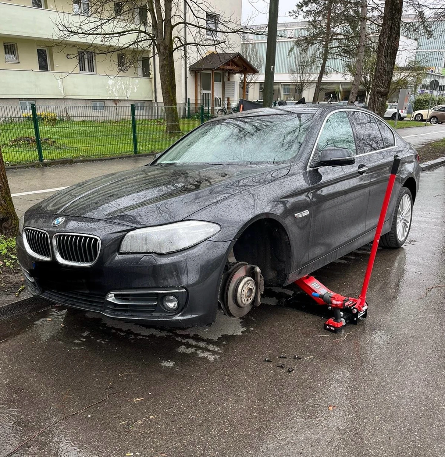 Reifenservice von Garanti Mobiler Reifenservice