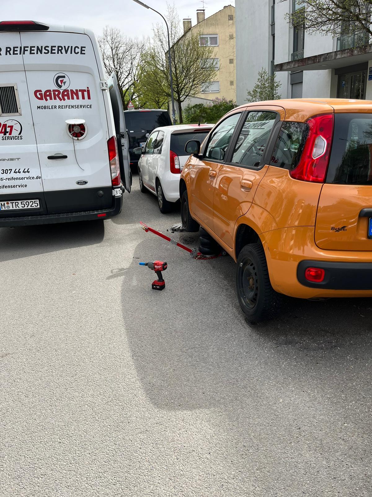 Reifenservice von Garanti Mobiler Reifenservice