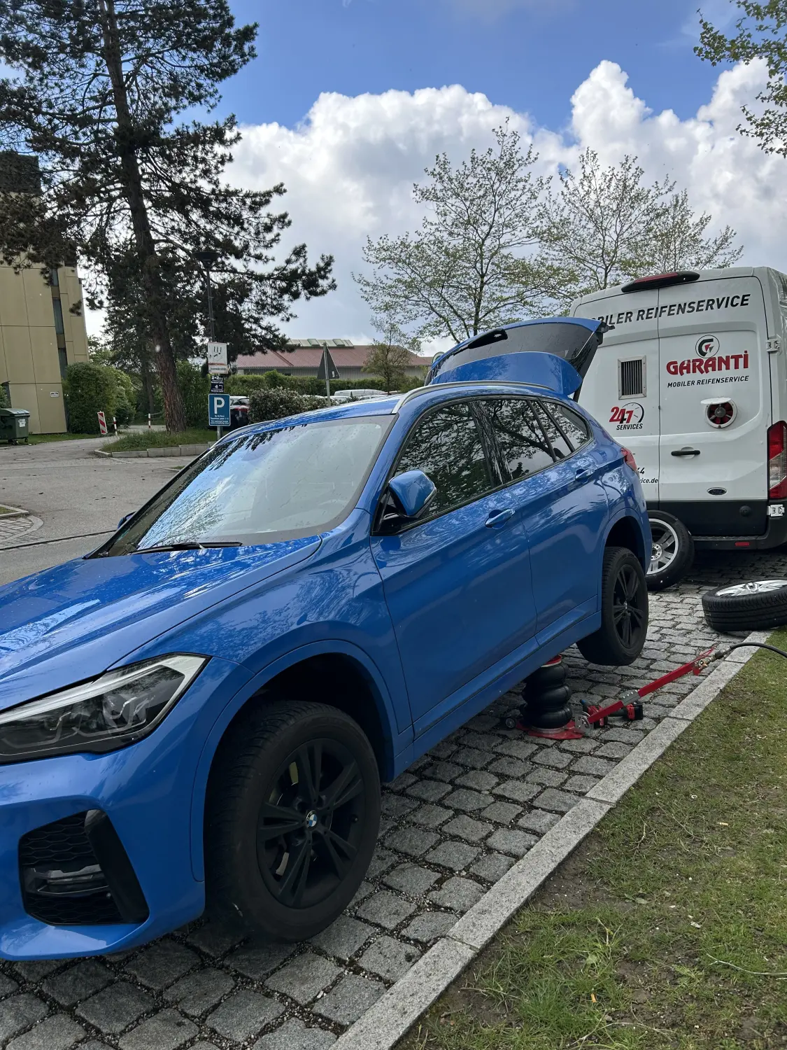 Reifenservice von Garanti Mobiler Reifenservice
