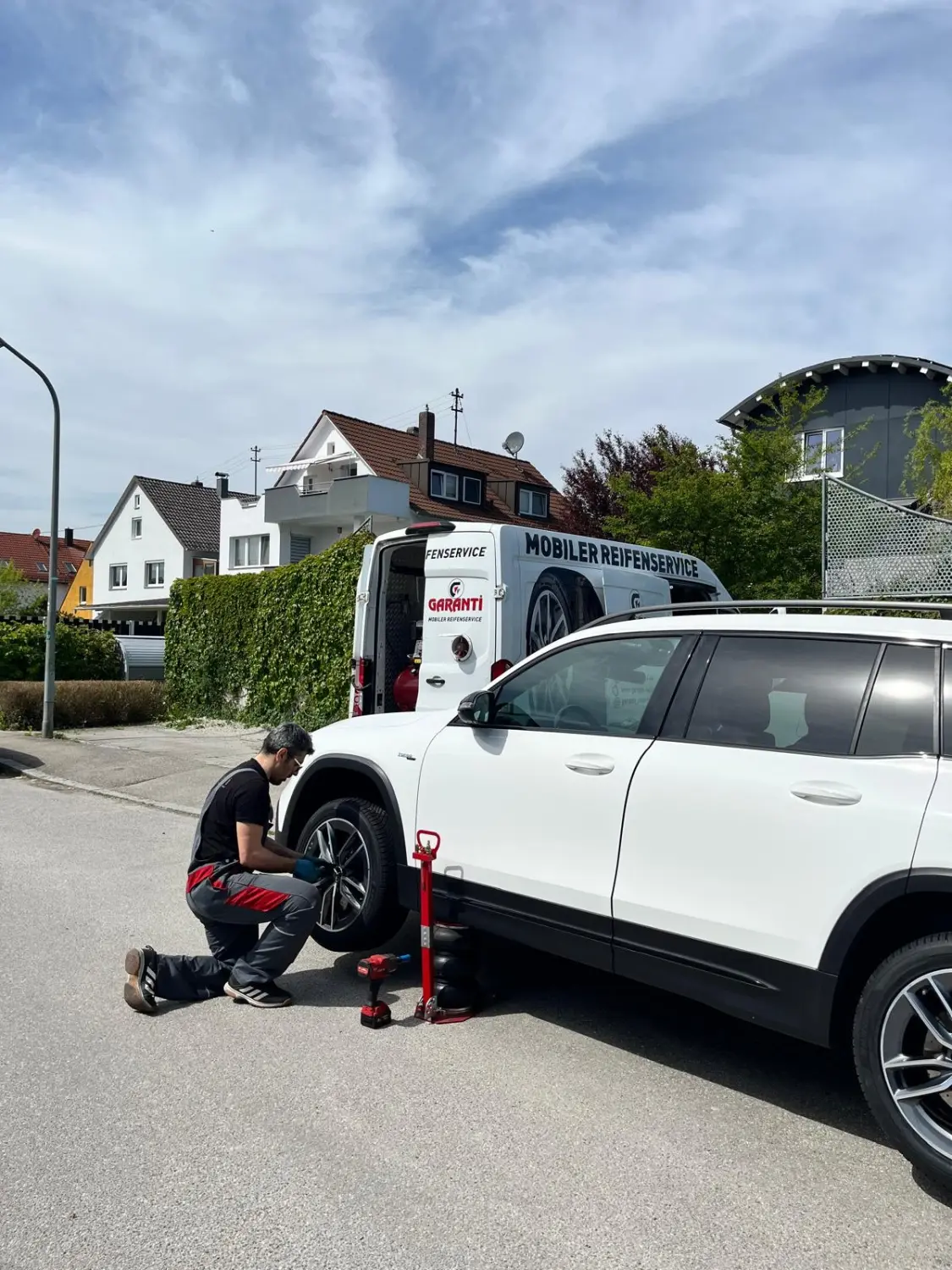 Reifenservice von Garanti Mobiler Reifenservice