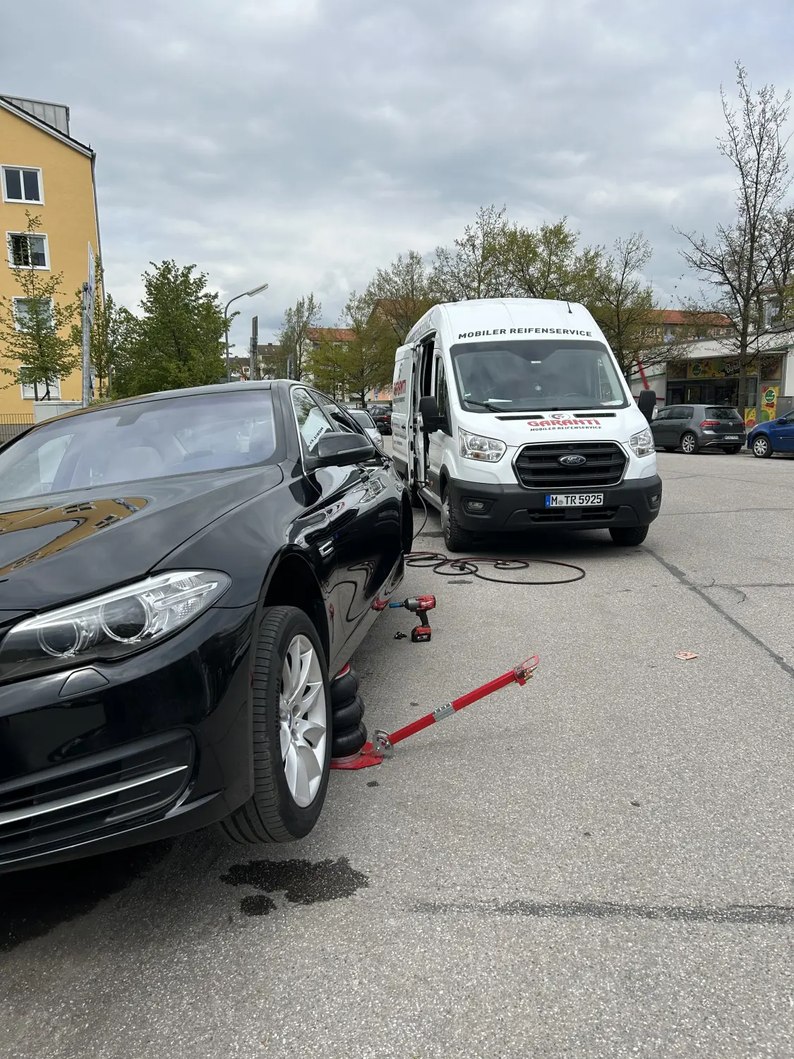 Reifenservice von Garanti Mobiler Reifenservice