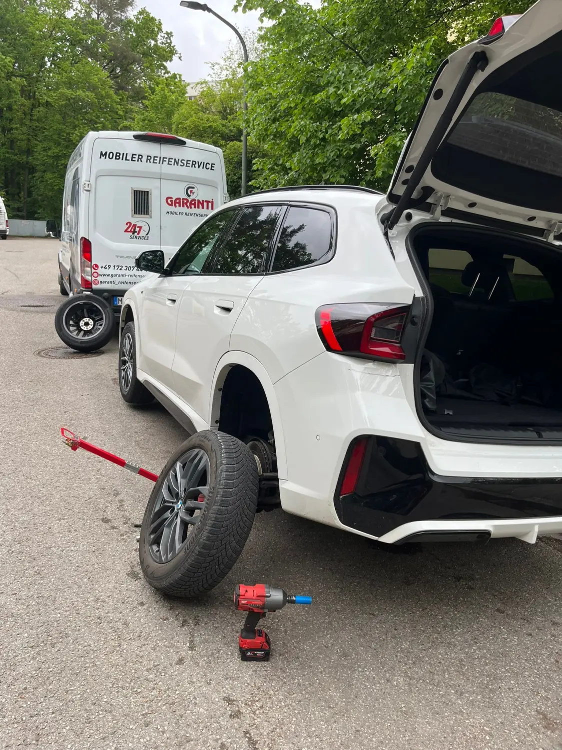 Reifenservice von Garanti Mobiler Reifenservice