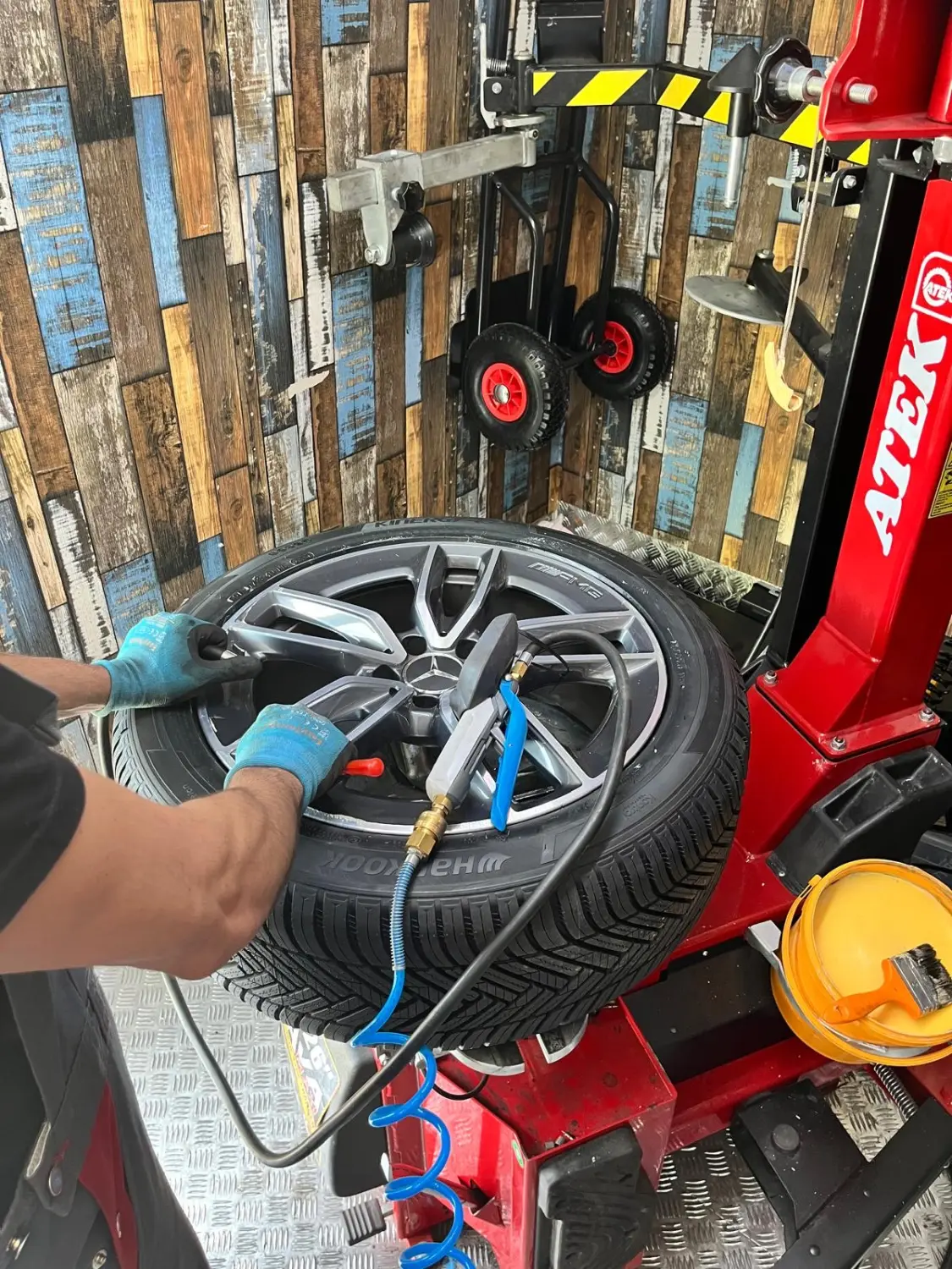 Reifenservice von Garanti Mobiler Reifenservice